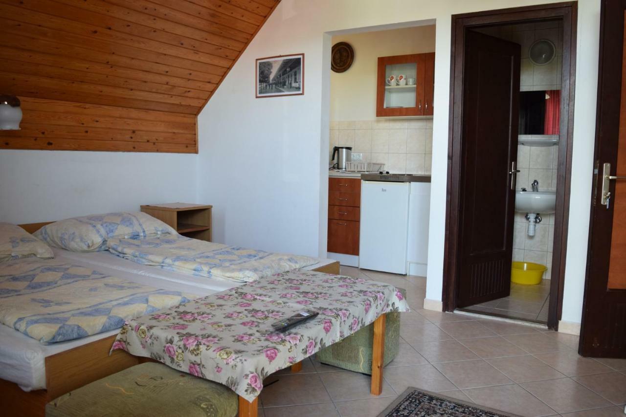 Apartments In Siofok/Balaton 35514 מראה חיצוני תמונה